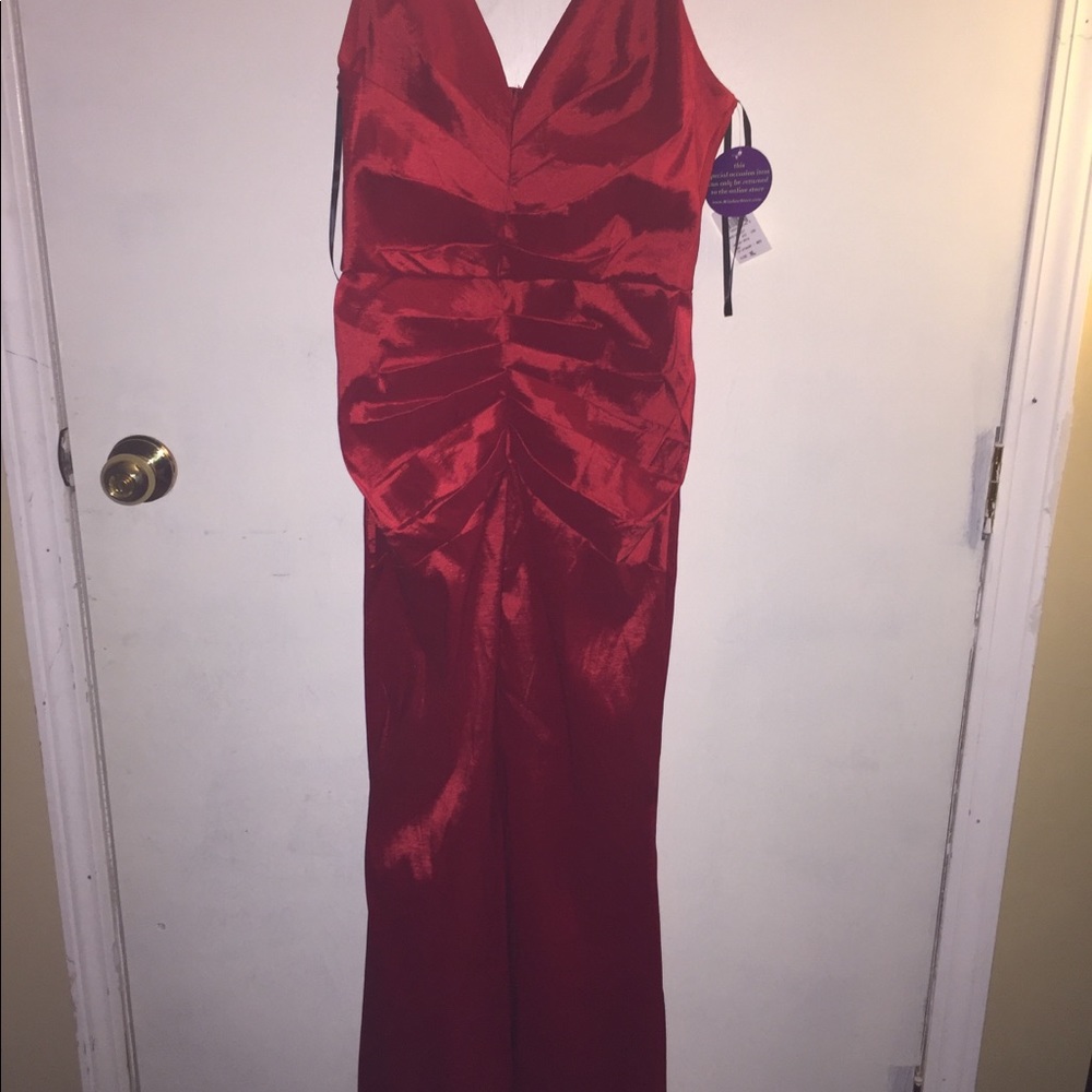 Prom Gown - Picture 6 of 10